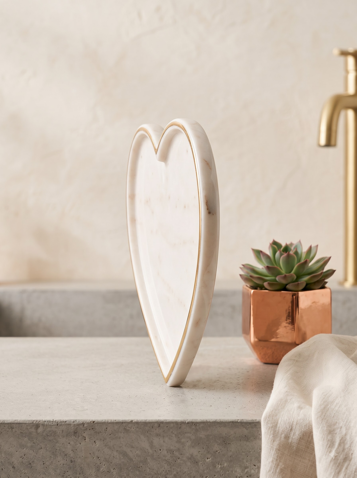 Luxury Heart-Shaped Marble Tray